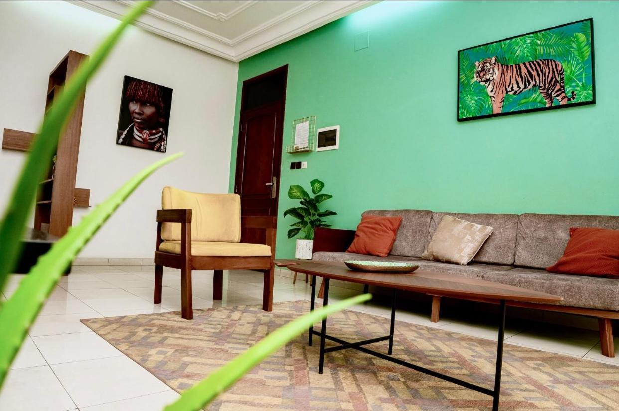 Ros’Appart Yaoundé Extérieur photo