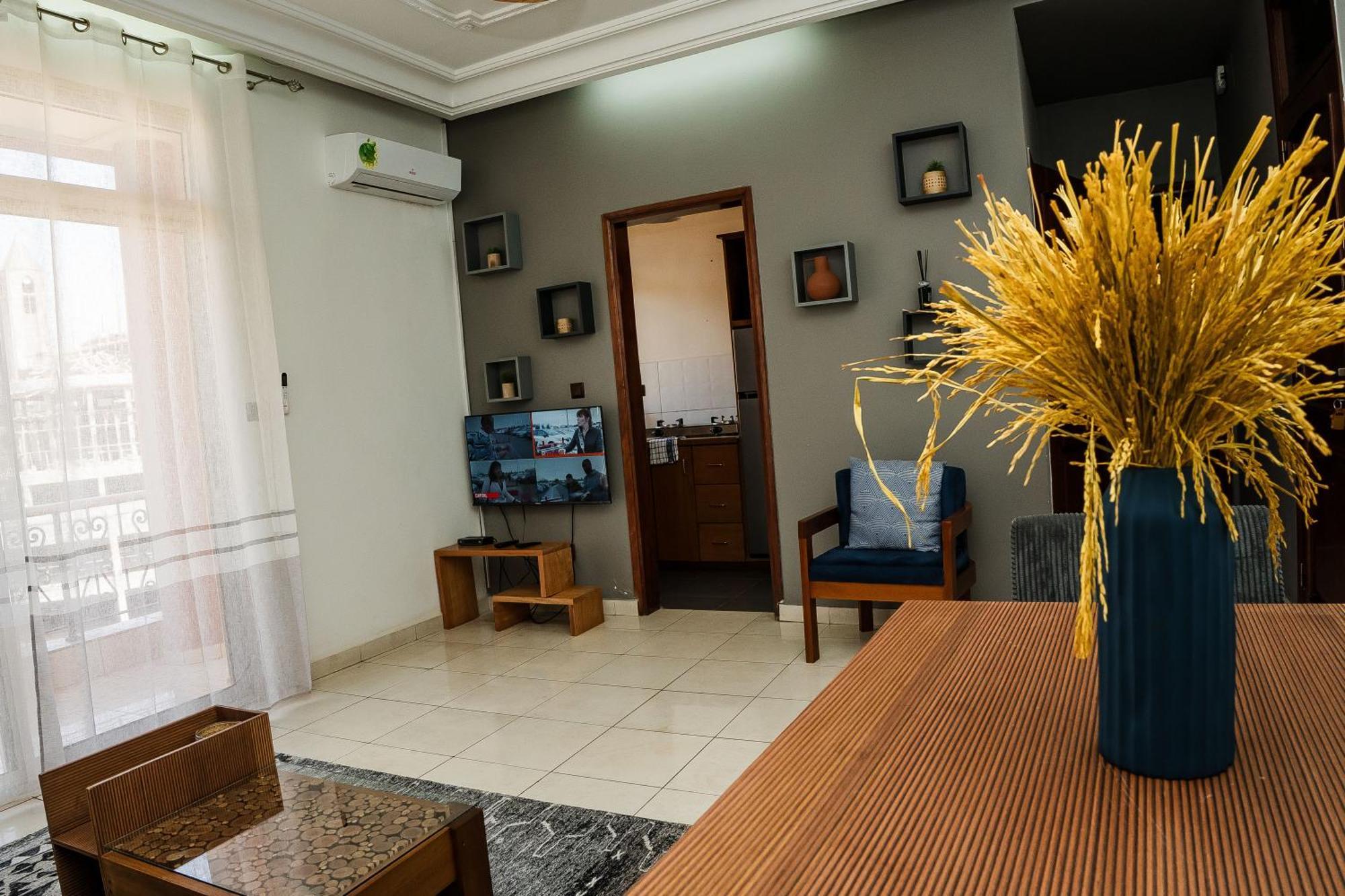 Ros’Appart Yaoundé Extérieur photo